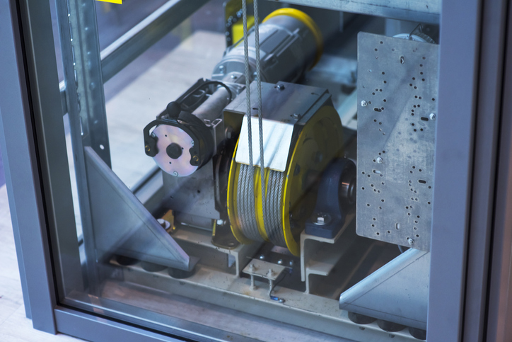 Manutenzione ordinaria e straordinaria ascensore