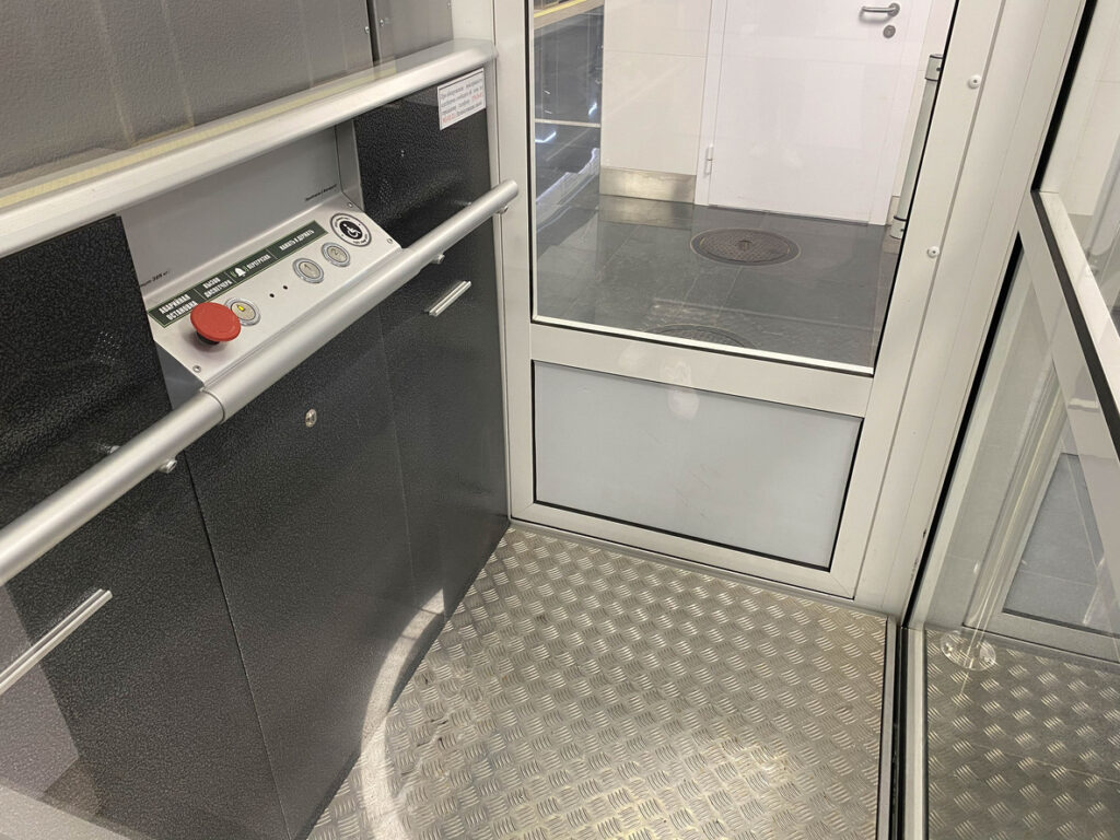 Ascensore per disabili